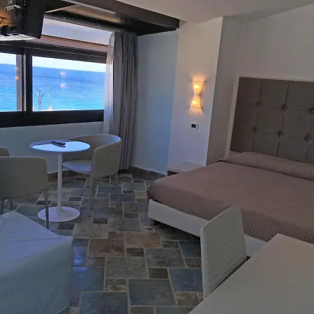 Bb Oasis 3*