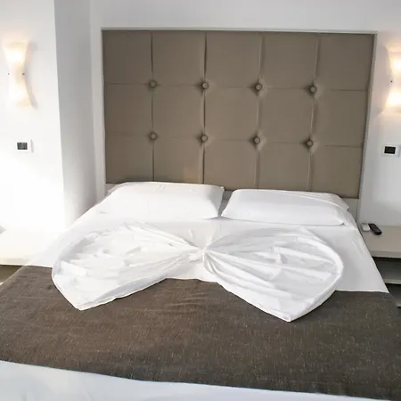 Bb Oasis Couette-café 3*