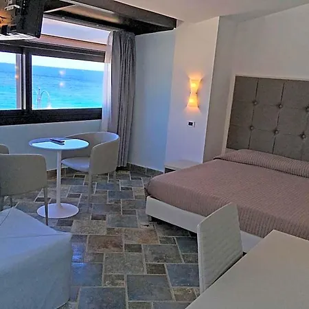 Bb Oasis 3*