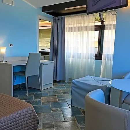 Bb Oasis