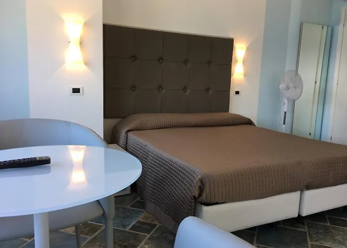 לינה וארוחת בוקר Bb Oasis